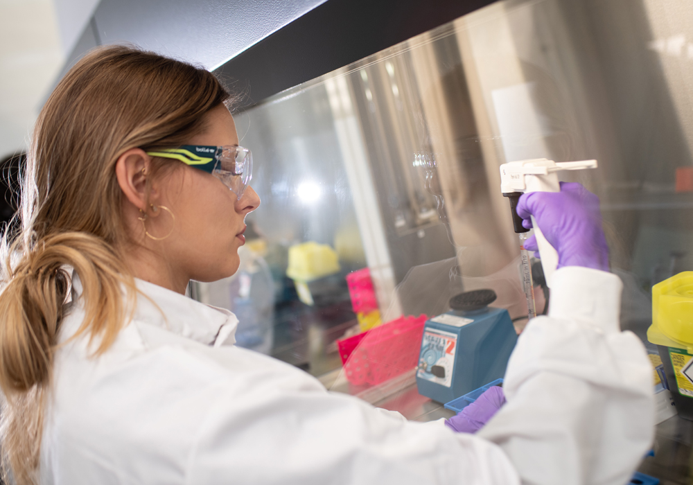 Altheome-website-half-image-lab-11