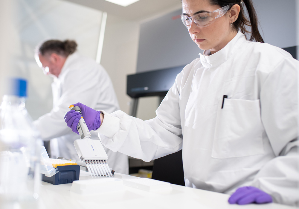 Altheome-website-half-image-lab-2 Altheome-website-half-image-lab-2